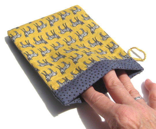 FABRIC SNAP BAG for FLOWER EMBLEMS of Australia — view 2