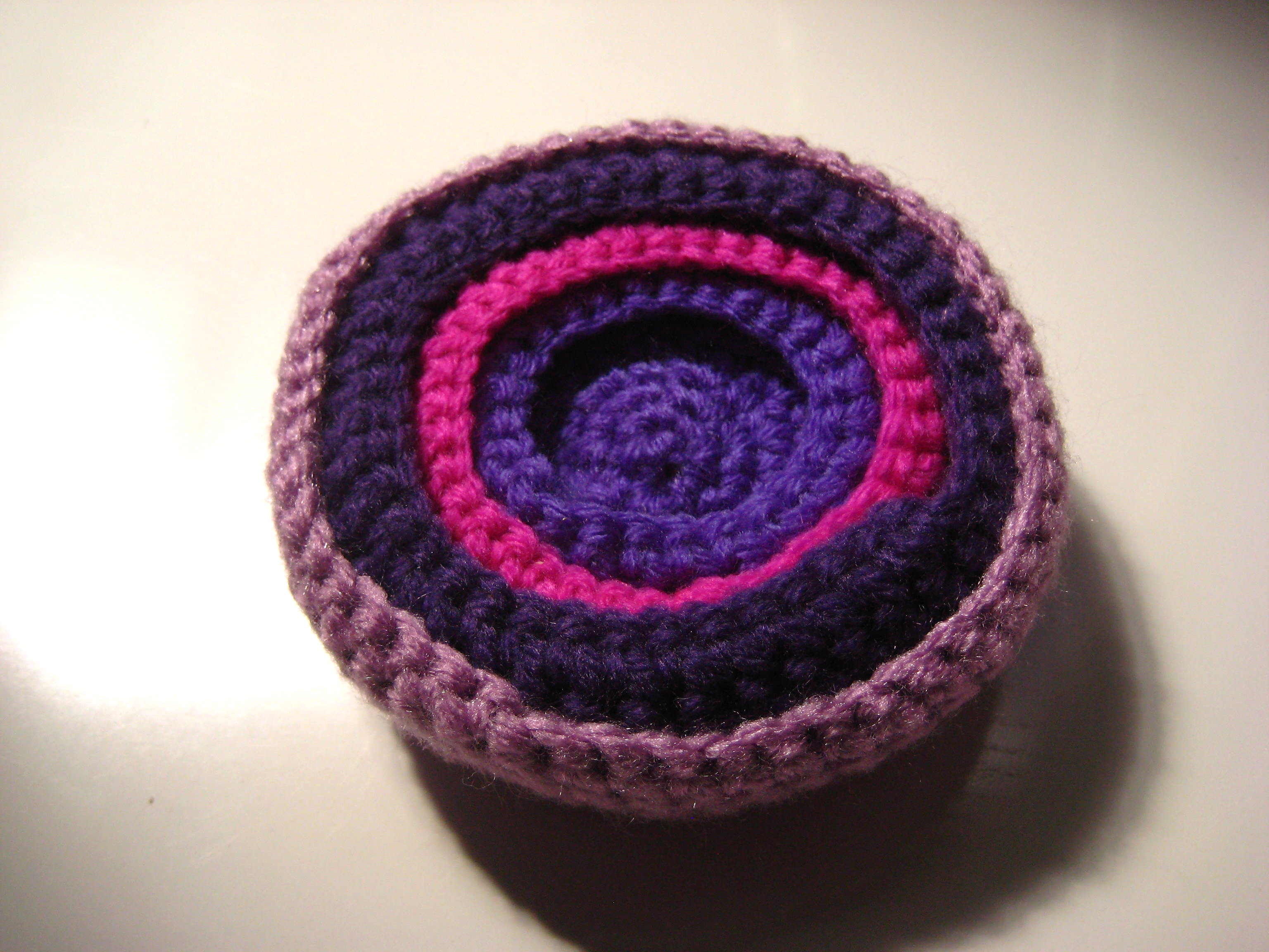 4 CROCHETED NESTING CUPS — view 2